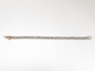 Exclusive Round And Emerald Cut 32.50 Carat Lab-Grown Diamonds Bracelet | IGI Certified | 22.31 Gram 18K White Gold End Date: 21/02/2026