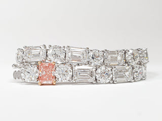 Exclusive Round And Emerald Cut 32.50 Carat Lab-Grown Diamonds Bracelet | IGI Certified | 22.31 Gram 18K White Gold End Date: 21/02/2026