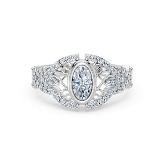 Corinne ring in white gold, close-up of the oval bezel and filigree detail